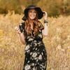 Profile Picture of Haley Whitlock (@haleylaurelle) on Tiktok