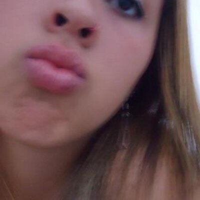 Profile Picture of Juliana De Paula (@July_Axe) on Twitter
