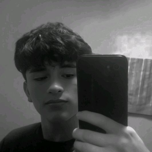 Profile Picture of Ivan claudio (@ivan_claudiio) on Tiktok