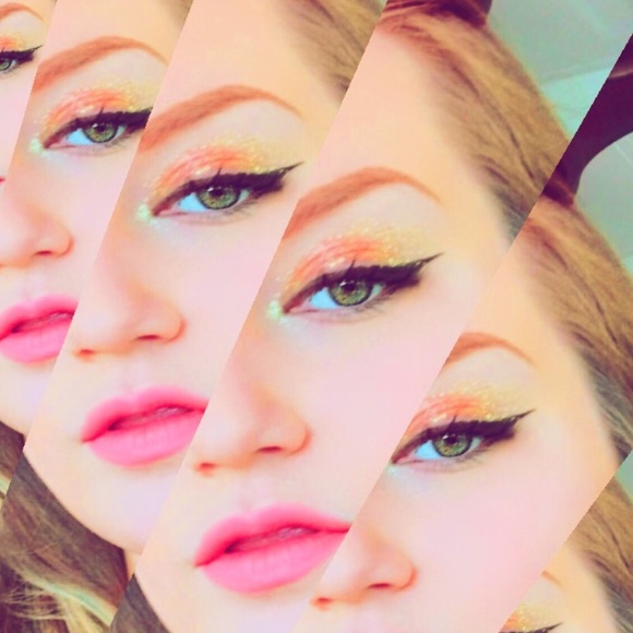 Profile Picture of Caroline Grant (@carygranted) on Poshmark