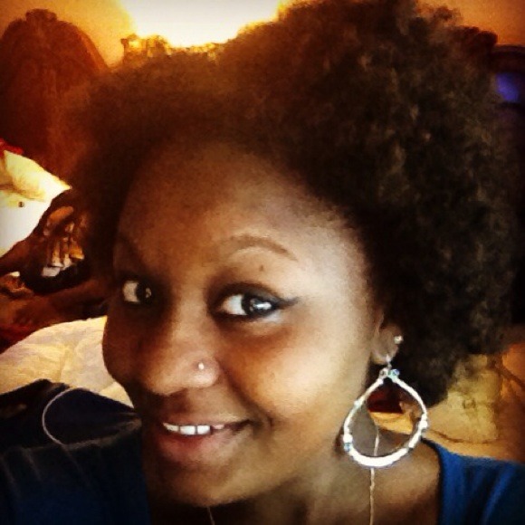 Profile Picture of Brineisha Ritell (@bri_nini) on Poshmark
