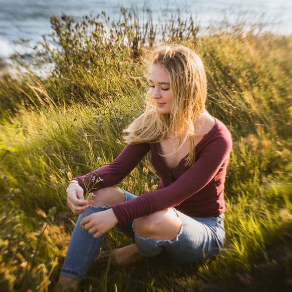 Profile Picture of Ruby Shields (@rubyy_sue) on Poshmark