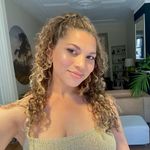 Profile Picture of 𝑪𝒉𝒂𝒏𝒅𝒓𝒂 𝑪𝒐𝒓𝒓𝒆𝒂 (@chandracm) on Instagram