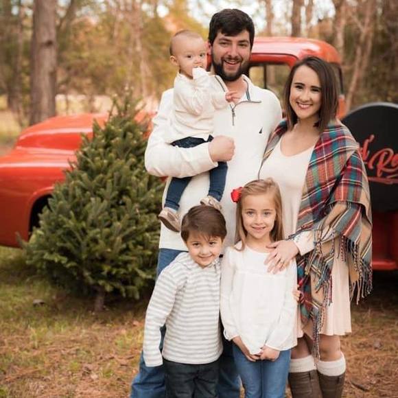 Profile Picture of Benjamin Austin (@tresi95) on Poshmark