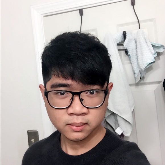Profile Picture of Nathan Nguyen (@nathan091015) on Poshmark