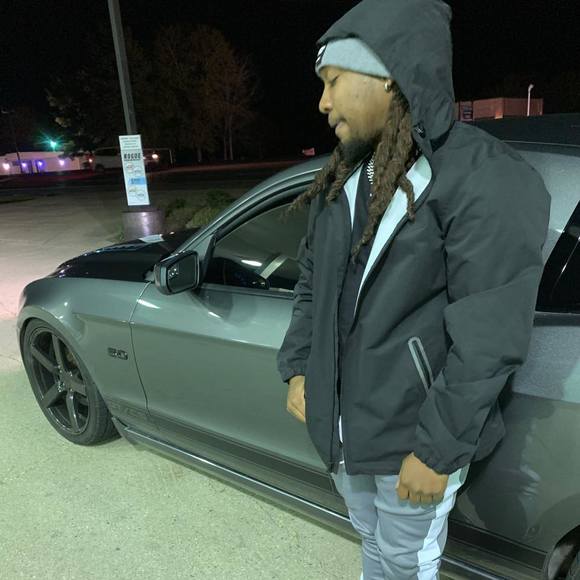 Profile Picture of Dillard Sims jr. (@mgn808) on Poshmark