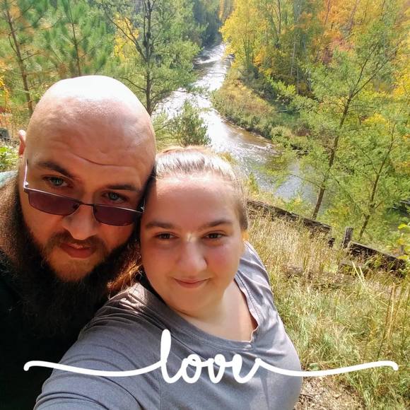 Profile Picture of Kimberly Crider (@kimberly7121) on Poshmark