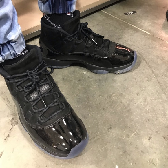 Profile Picture of Rico Levins (@shoeking722) on Poshmark