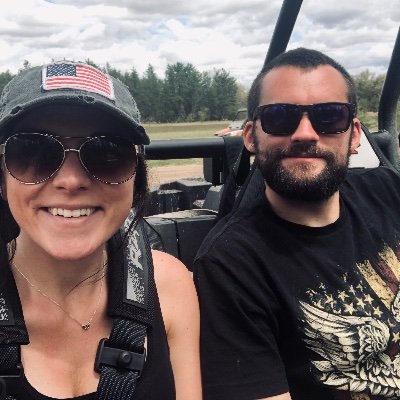 Profile Picture of Jessica Kellar (@jessluvthedoors) on Twitter