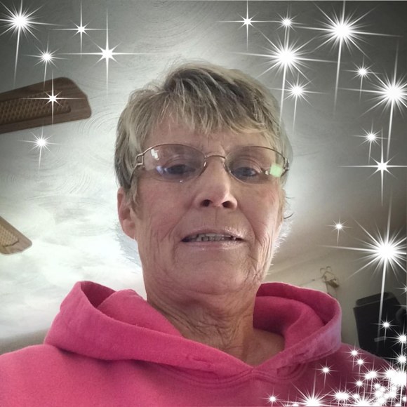 Profile Picture of Cindy Weaver (@harleyz28mama) on Poshmark