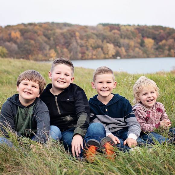 Profile Picture of Jade Davidson (@wades_17) on Poshmark