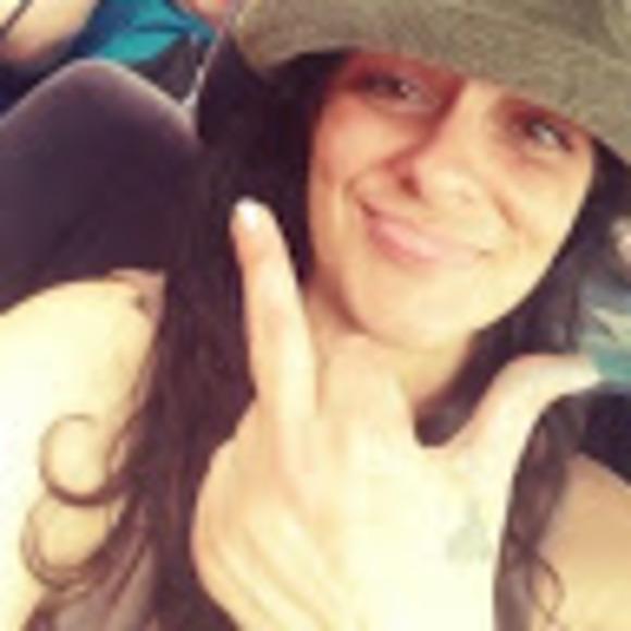 Profile Picture of Tarah christine Plaisance (@plaisancetarah) on Poshmark