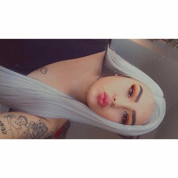 Profile Picture of Mahdy Riley (@mahdyyriley) on Poshmark