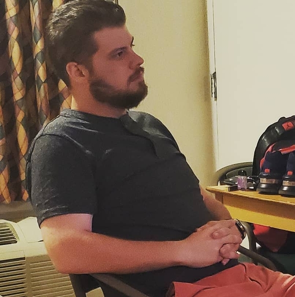 Profile Picture of Jonathan Smith (@talor25571371) on Poshmark