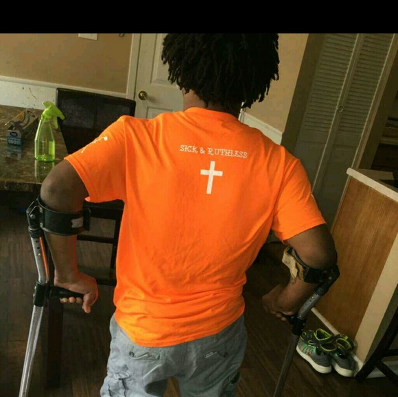 Profile Picture of Sticks Sticks (@stickybaby) on Poshmark