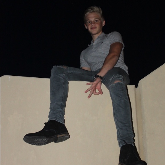 Profile Picture of Cameron Ryan (@ctryan2018) on Poshmark