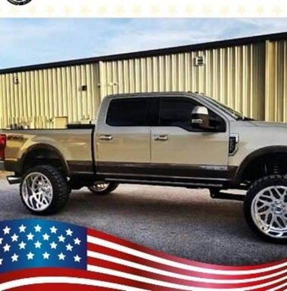 Profile Picture of Jesse Brumbalow (@jessebrumbalow) on Poshmark