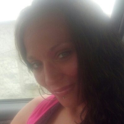 Profile Picture of Ashley Vaughn (@love2love4eva) on Twitter