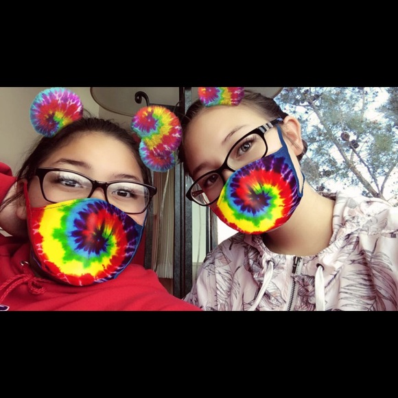 Profile Picture of Maydeen Ivester (@mllivester) on Poshmark