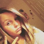 Profile Picture of Beth Keating (@bff_rocker) on Instagram