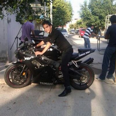 Profile Picture of Julian Escobedo (@escobedo_90) on Twitter