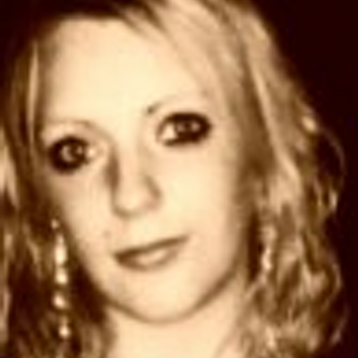 Profile Picture of Debbie Warwick (@debbiewarwick) on Twitter