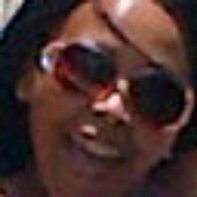 Profile Picture of Yolanda May (@yolandamayr) on Twitter