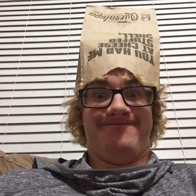 Profile Picture of TACO BELL KING (@JacobNewell19) on Twitter