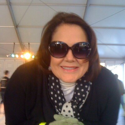 Profile Picture of Michelle Hutcheson (@msuzette2012) on Twitter