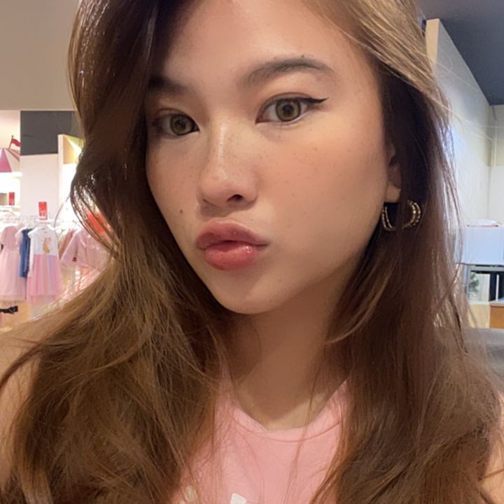 Profile Picture of clarisaclay_ (@clarisaclay_) on Tiktok
