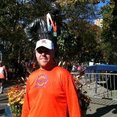 Profile Picture of John Lamparski (@johnlamparski) on Twitter