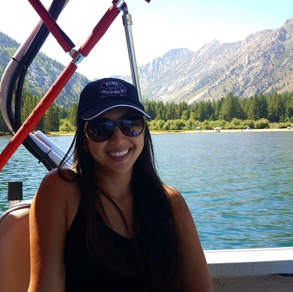 Profile Picture of Kelly Tippie (@kellyday88) on Poshmark