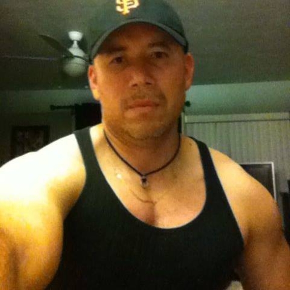 Profile Picture of Osmar Alvarez (@osmar23) on Poshmark