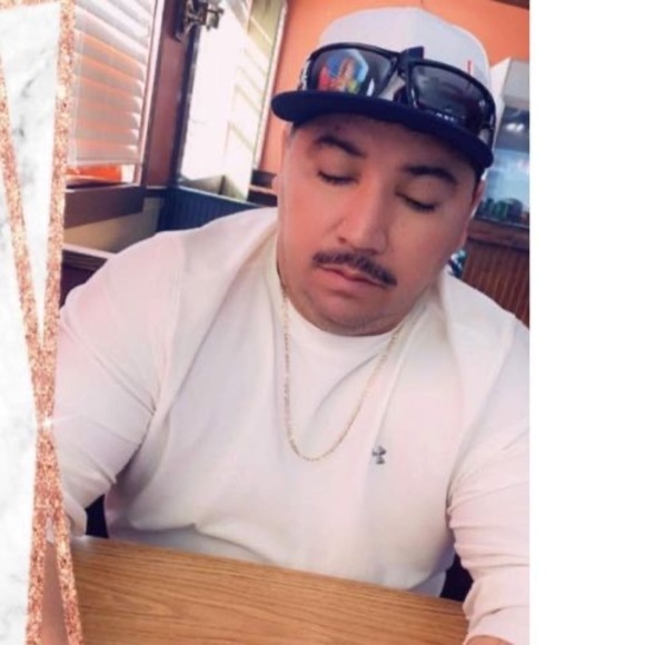 Profile Picture of Jairo Chavez (@jairochavez503) on Poshmark