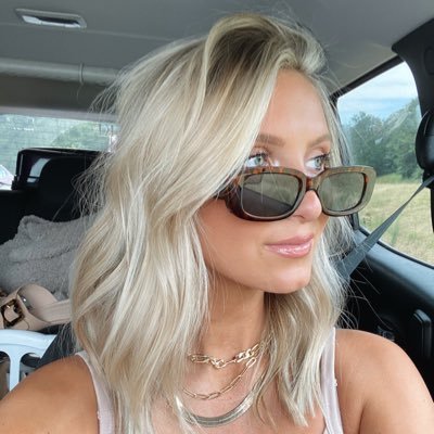 Profile Picture of Macy Moore (@Macy_Jae) on Twitter