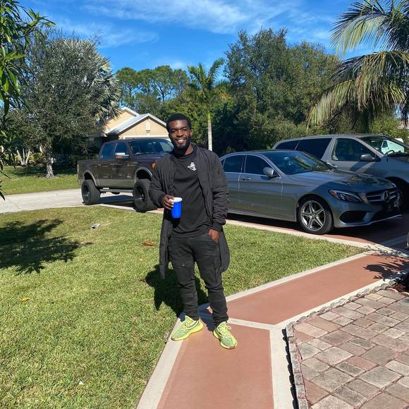 Profile Picture of Keanu Duncanson (@allstar56151) on Poshmark