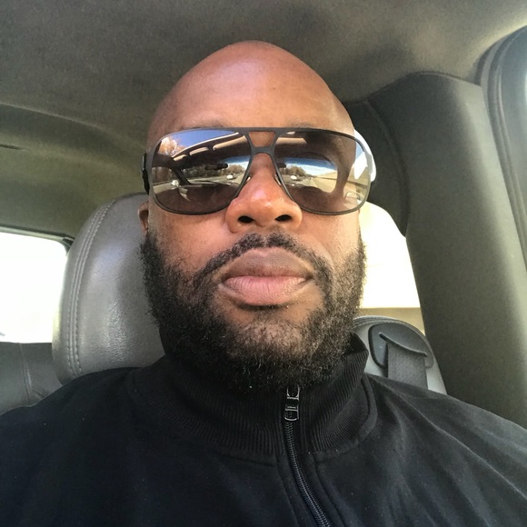 Profile Picture of Terrance Davis (@terrance520) on Poshmark