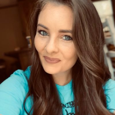 Profile Picture of Alexis James (@AlexisLenJ) on Twitter