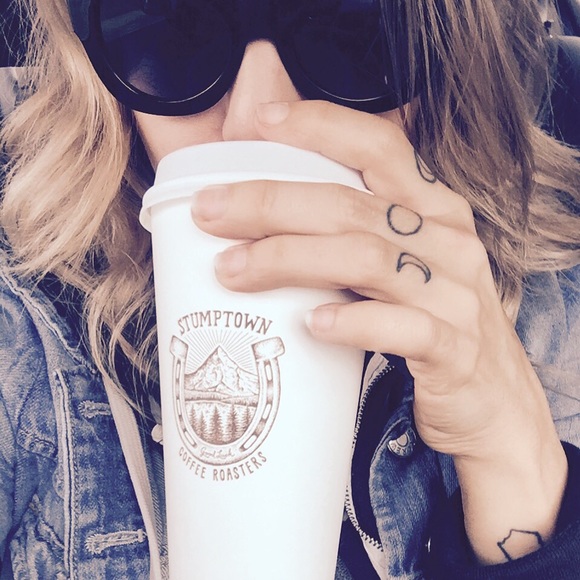 Profile Picture of Allie Bertucci (@yogagirl1223) on Poshmark