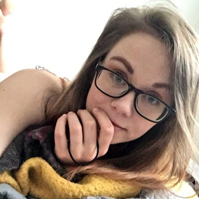 Profile Picture of Ashley Petersen (@axnicole20) on Twitter