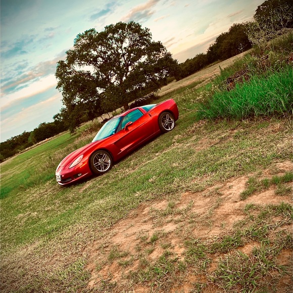 Profile Picture of Marcus Ramos (@sbcasper) on Poshmark