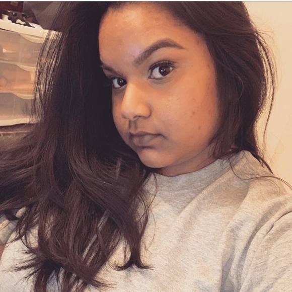 Profile Picture of Shanaya Baijnath (@shanaya_b) on Poshmark