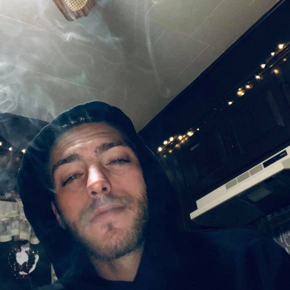 Profile Picture of Jeff Goodwin (@smokebox330) on Poshmark