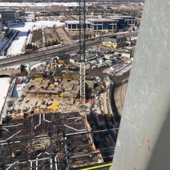 Profile Picture of Jonathon Hodge (@jonathonhodge) on Poshmark