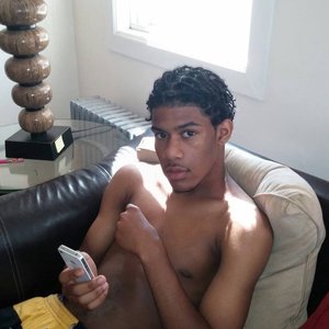 Profile Picture of Seth Chambers (@chsmber) on Myspace