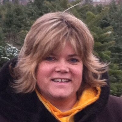 Profile Picture of Laurie Martin (@lauriemartin7) on Twitter