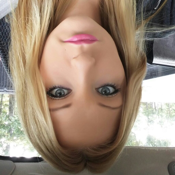 Profile Picture of Nyssa Hemker (@nyssuhh) on Poshmark