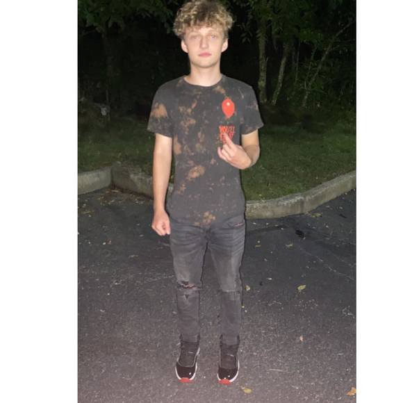 Profile Picture of Jason Jump jr. (@jasonjumpjr) on Poshmark
