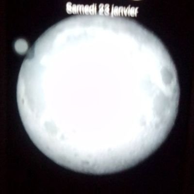 Profile Picture of Monique Dumont (@MoniqueDumont6) on Twitter