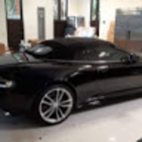 Profile Picture of Evans Pierre (@evansp173) on Poshmark